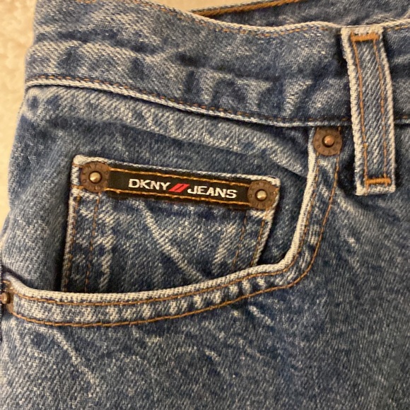 Vintage DKNY skirt in perfect condition - Picture 2 of 5